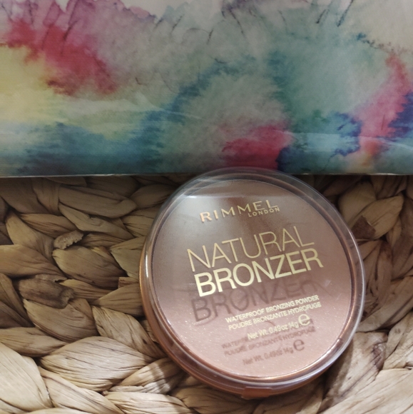 020- Rimmel London Natural - Sunshine- Bronzer, Matte Finish, 0.49oz - Picture 1 of 7